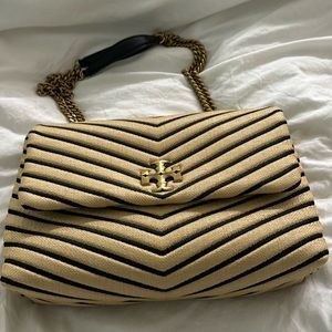 Kira Chevron Soft Straw Convertible Shoulder Bag
Color:
Natural / Black